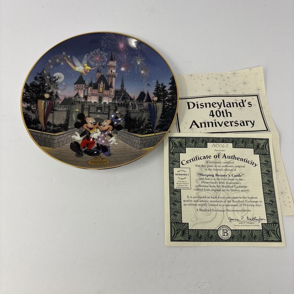 Disneyland 40th Anniversary Sleeping Beauty Castle Collector Plate COA 1995